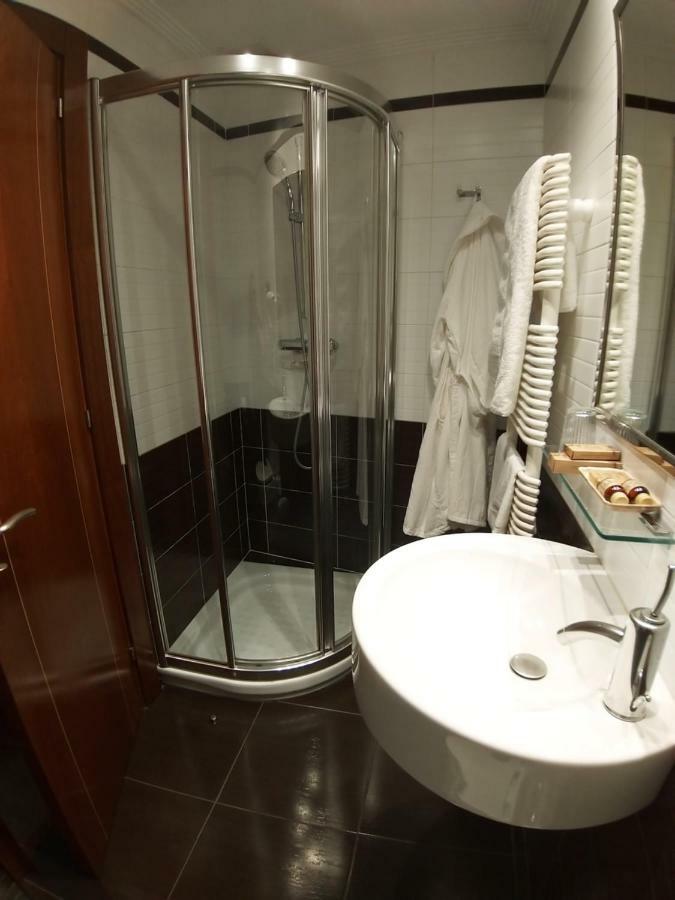 Hospedium Hotel La Casona Del Conde 노레나 외부 사진